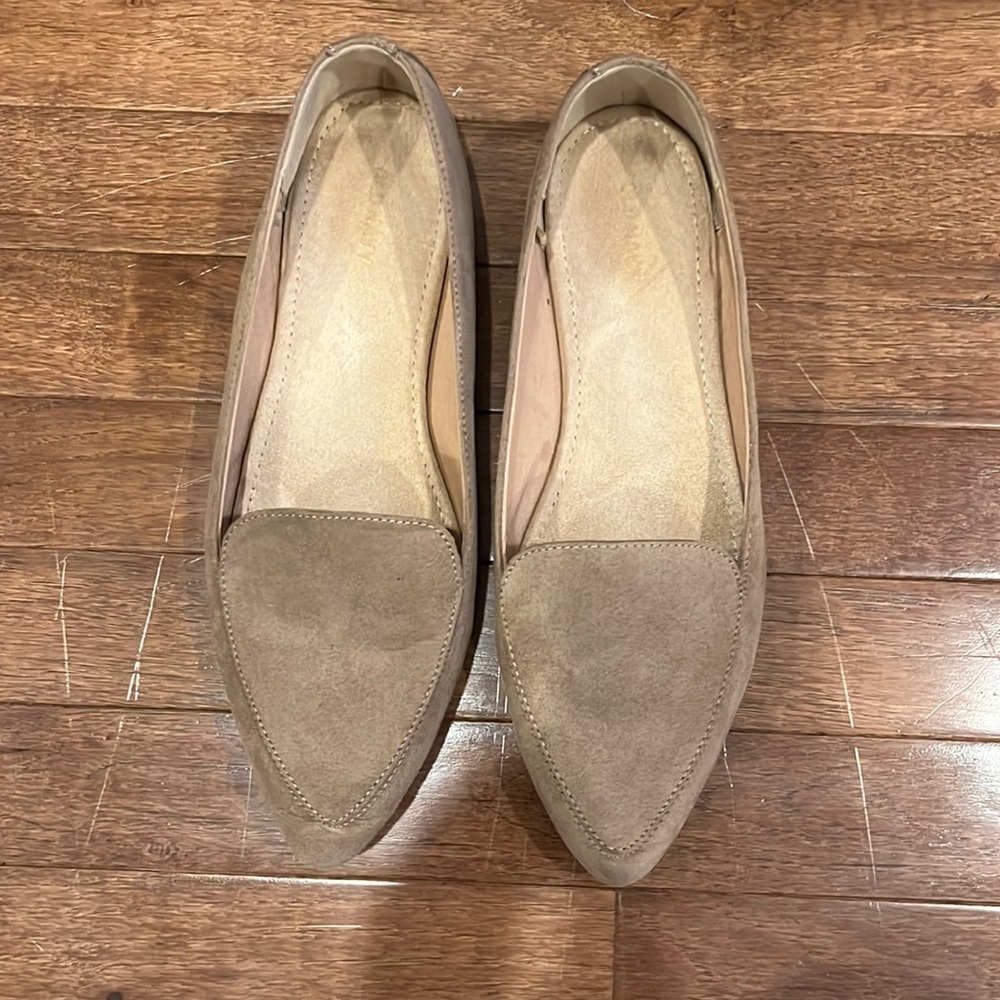Tan Old Navy Flats Size 10
